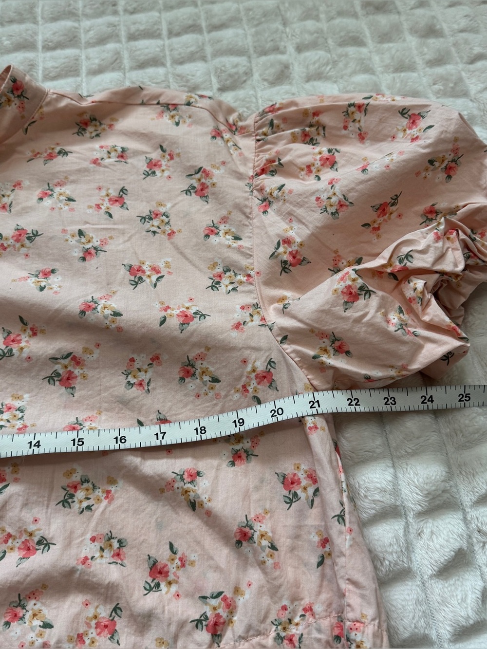 Anthropologie Medium Pink Floral Cropped Bubble-Sleeve Top ~ Coquette Cottage - Picture 4 of 7